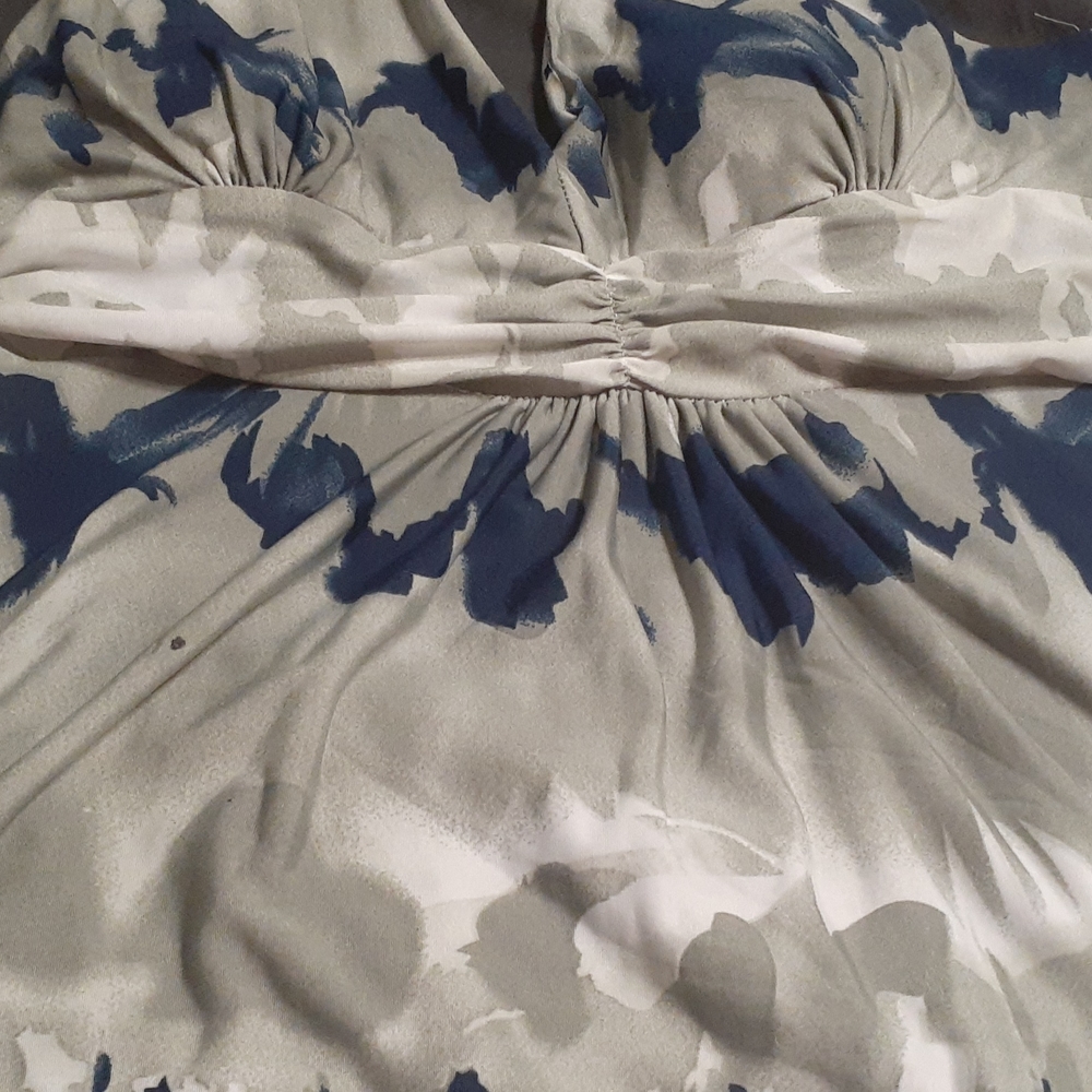 Dress - Picture 15 of 16